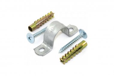 Фотография товара 'Промрукав PR08.5003 Комплекты для крепления ОКЛ с использованием самореза, дюбеля и скобы СМД d19-20 мм'